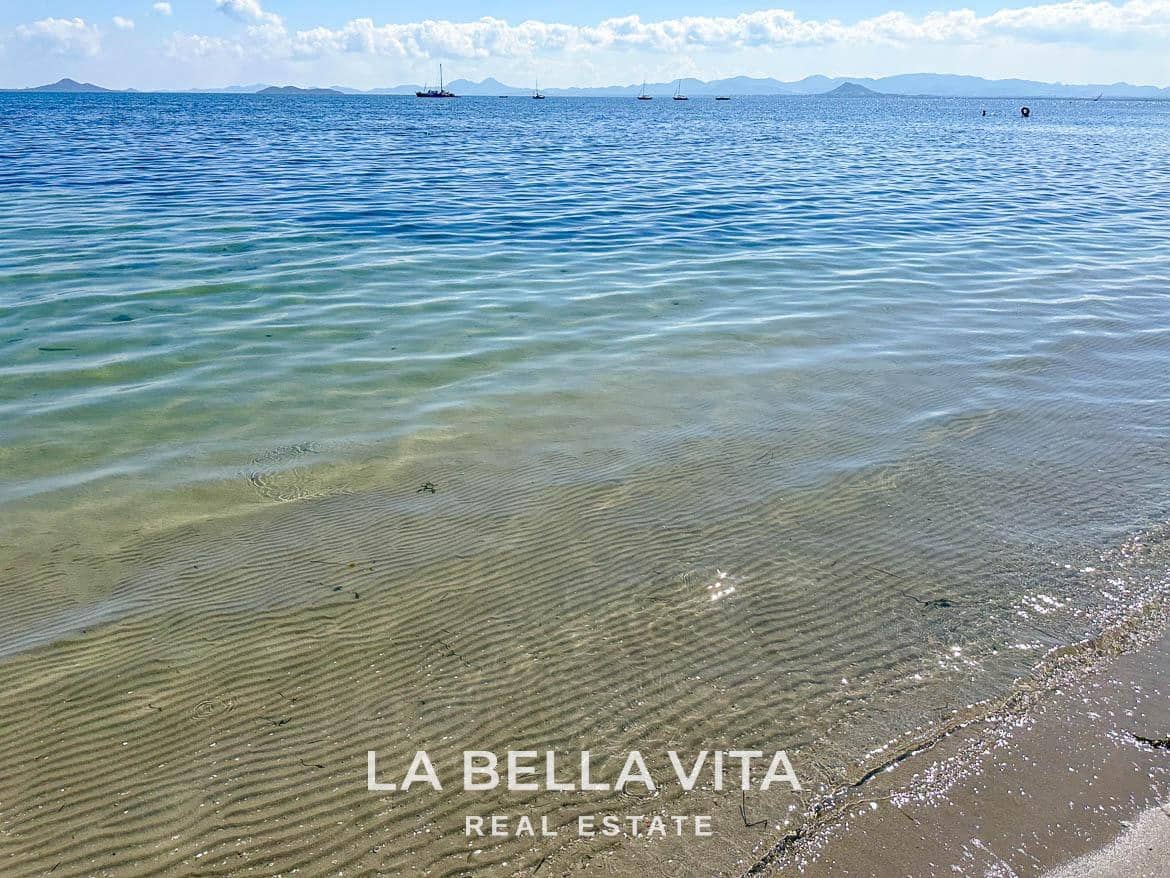 3 soverom Villa til salgs i Los Alcazares med svømmebasseng - € 550 000 (Ref: 9104788)