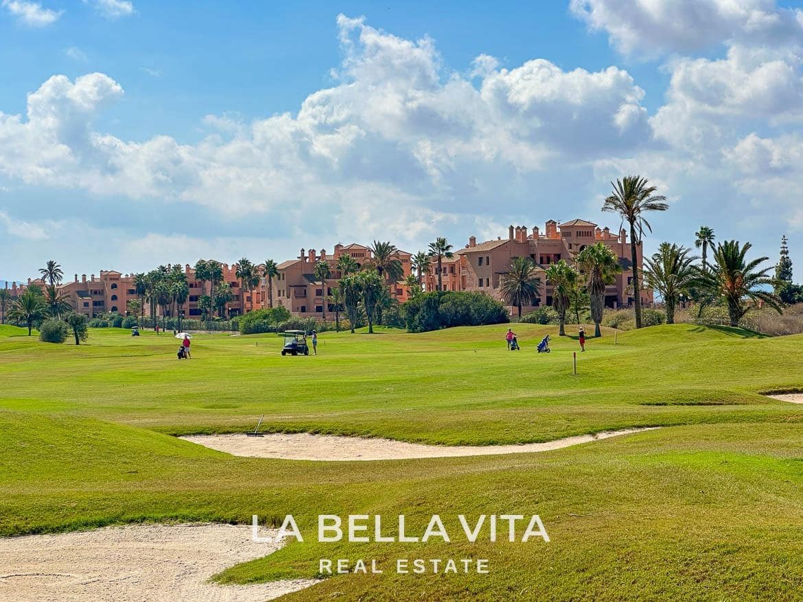 3 soverom Villa til salgs i Los Alcazares med svømmebasseng - € 550 000 (Ref: 9104788)