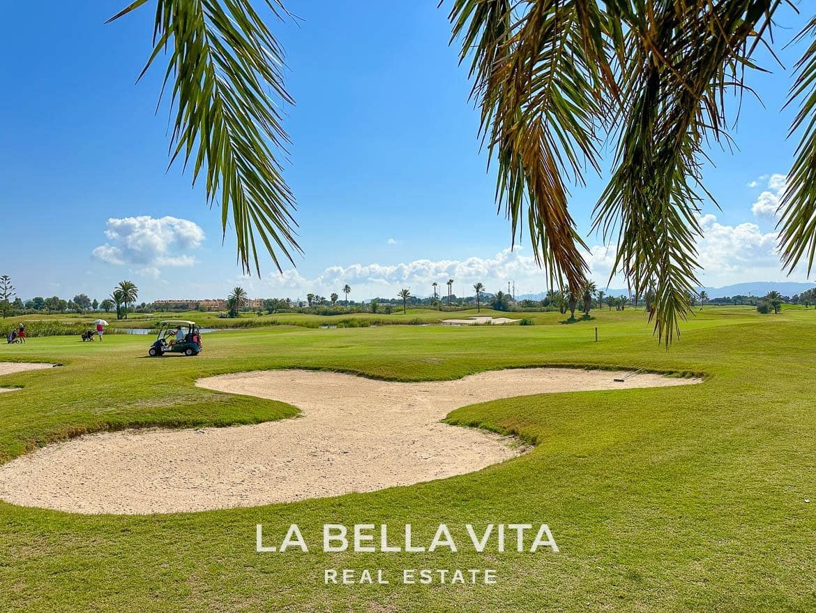 3 soverom Villa til salgs i Los Alcazares med svømmebasseng - € 550 000 (Ref: 9104788)