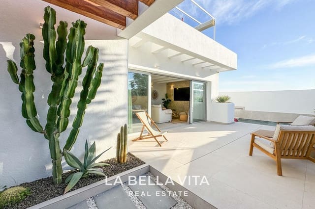 3 soverom Villa til salgs i Las Lomas de Rame - Bahía Bella, Los Alcázares med svømmebasseng - € 479 000 (Ref: 9104790)