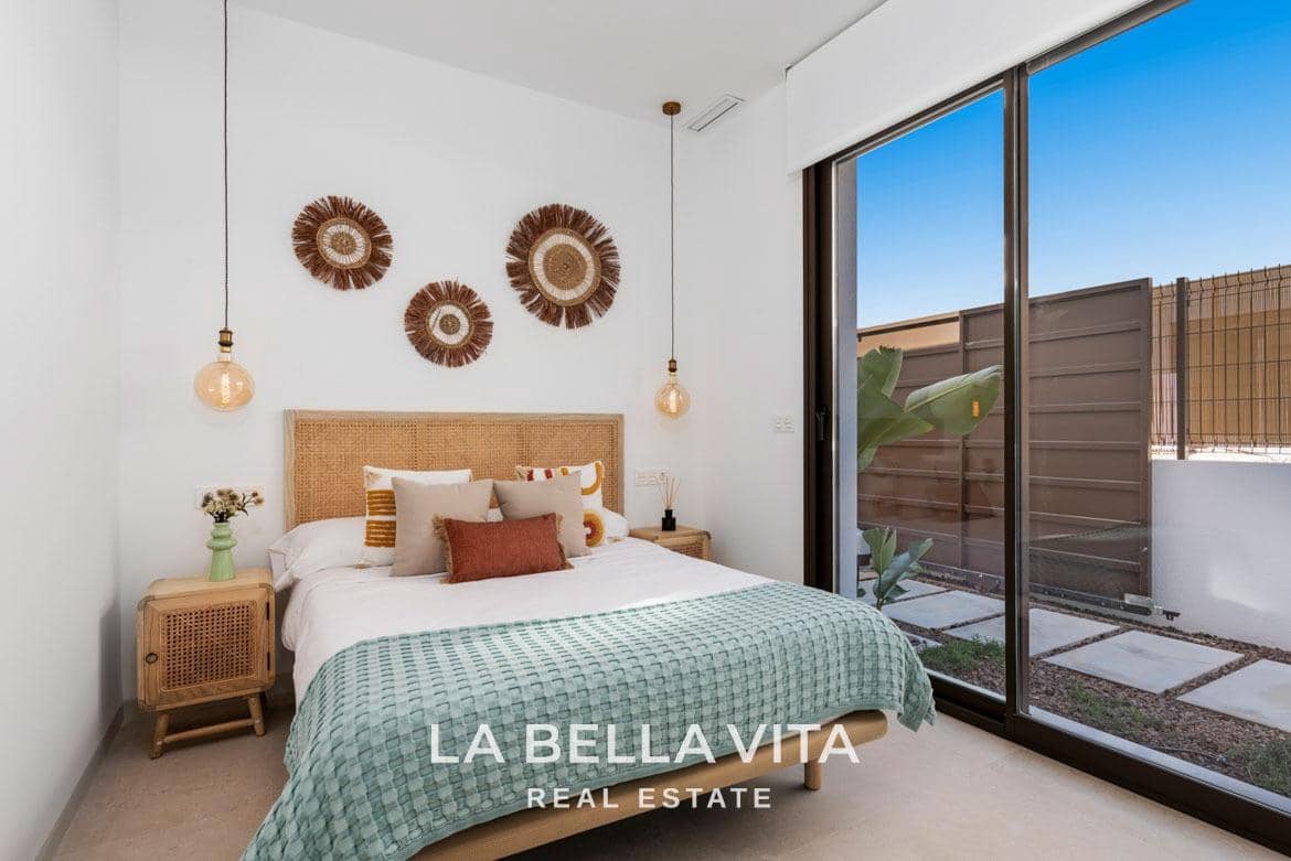 3 soveværelse Villa til salg i Los Alcazares med swimmingpool - € 545.000 (Ref: 9104791)