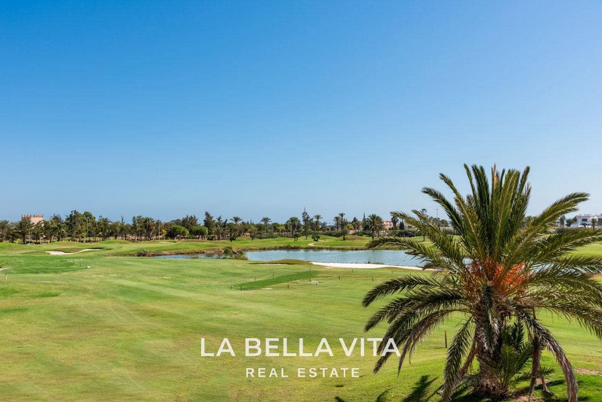 3 soveværelse Villa til salg i Los Alcazares med swimmingpool - € 545.000 (Ref: 9104791)