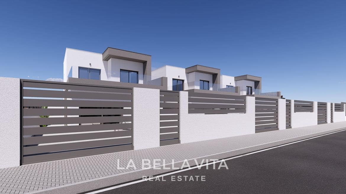 3 soveværelse Rækkehus til salg i Benijofar med swimmingpool - € 515.000 (Ref: 9193949)