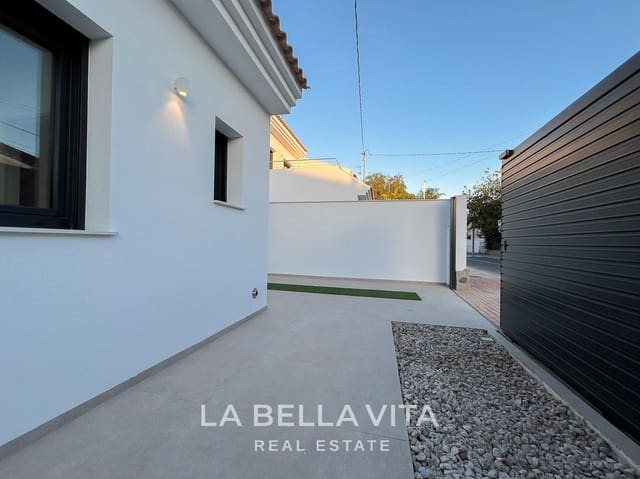 3 bedroom Villa for sale in Los Cuarteros, San Pedro del Pinatar with pool - € 445,000 (Ref: 9257533)
