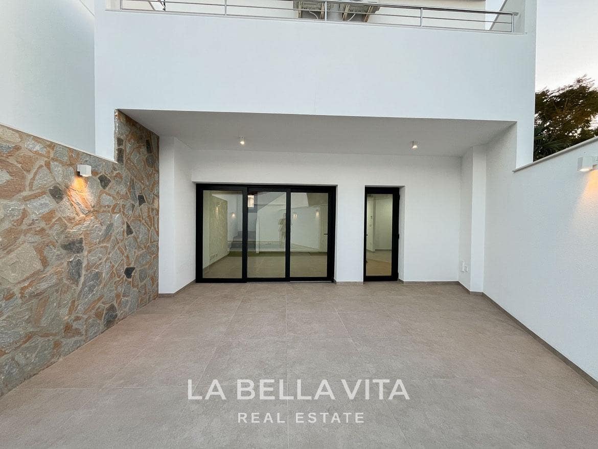 3 soverom Villa til salgs i Los Cuarteros med svømmebasseng - € 445 000 (Ref: 9257533)