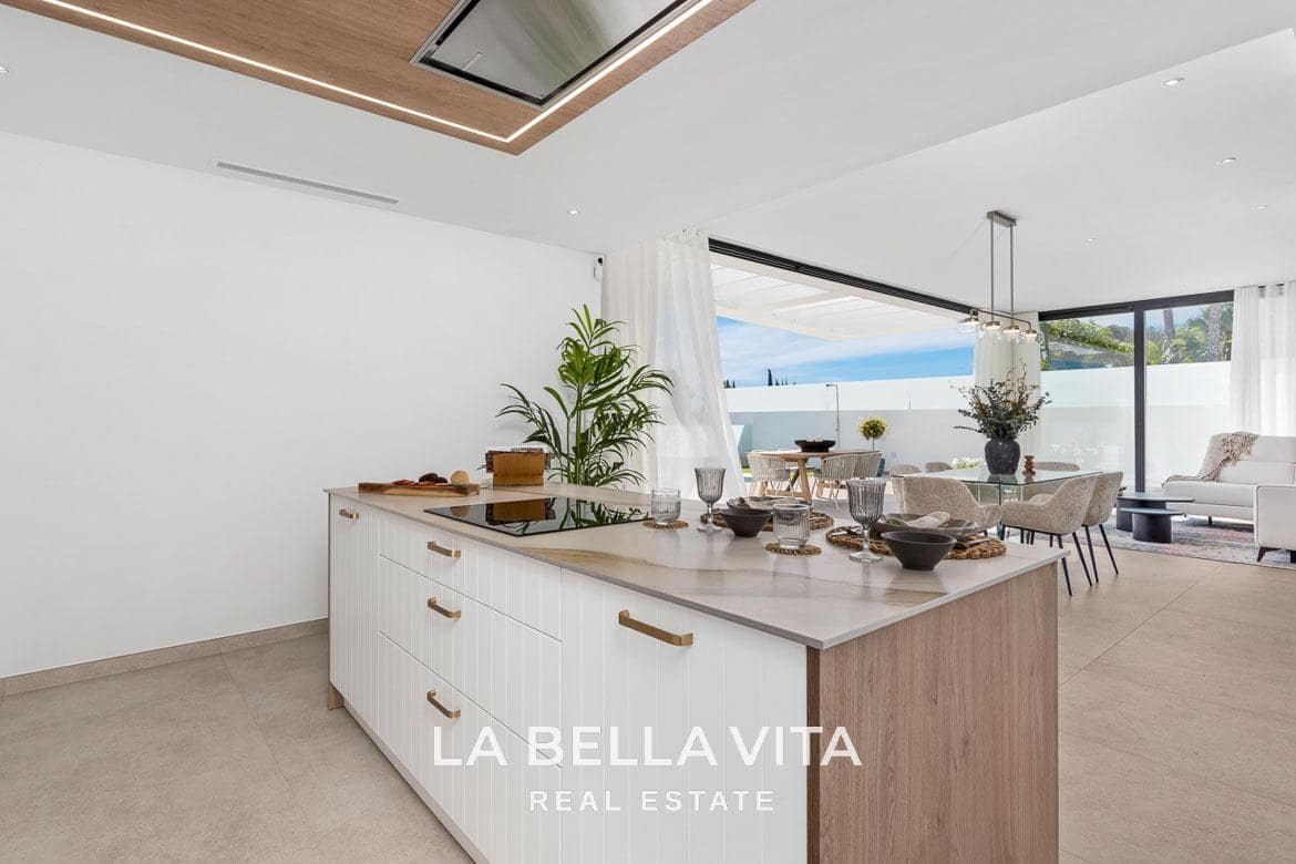 Chalet de 3 habitaciones en Polop en venta con piscina garaje - 725.000 € (Ref: 9266509)