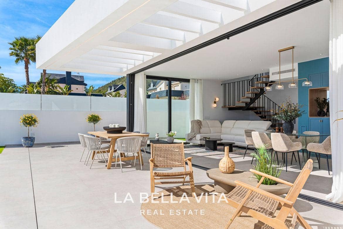 Chalet de 3 habitaciones en Polop en venta con piscina garaje - 725.000 € (Ref: 9266509)