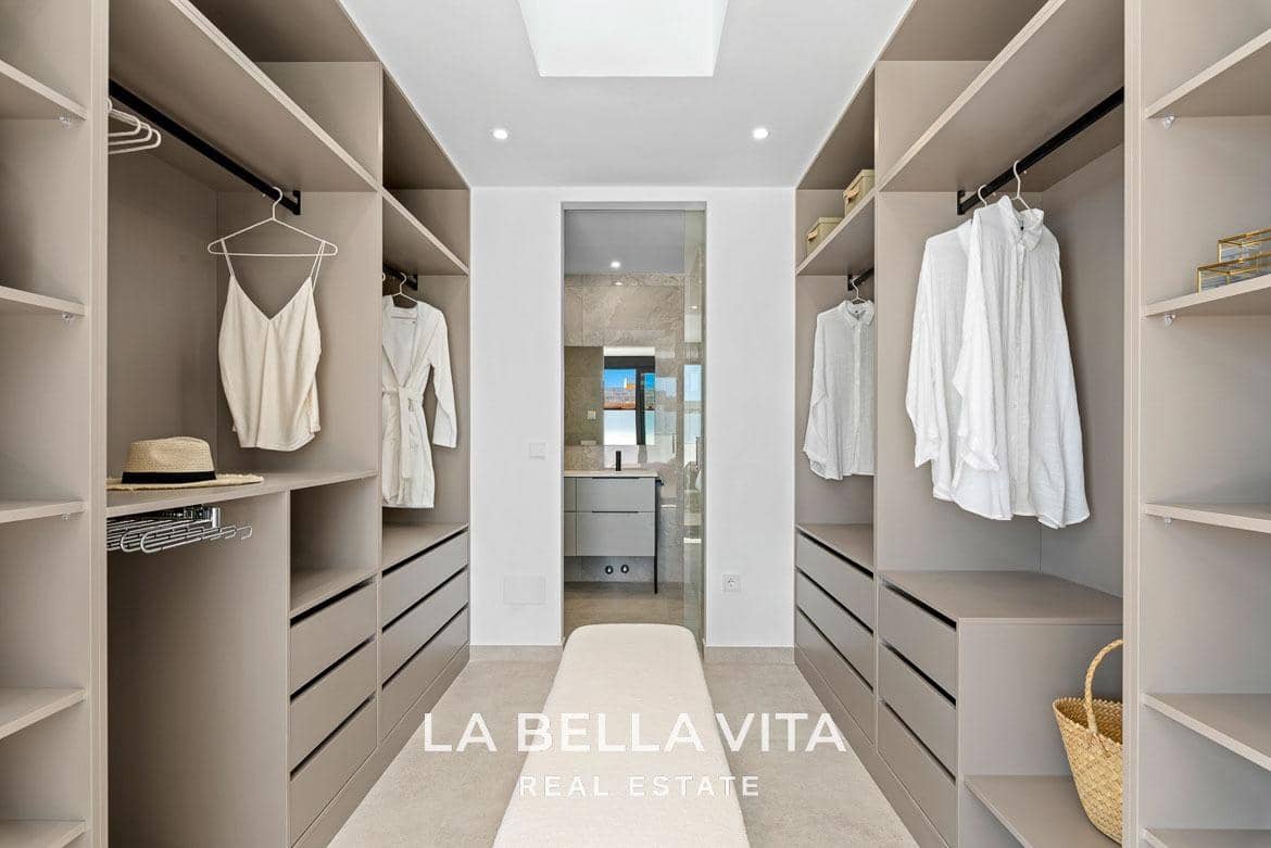 Chalet de 3 habitaciones en Polop en venta con piscina garaje - 725.000 € (Ref: 9266509)