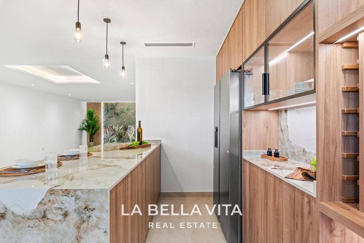 Chalet de 3 habitaciones en Polop en venta con piscina garaje - 725.000 € (Ref: 9266509)