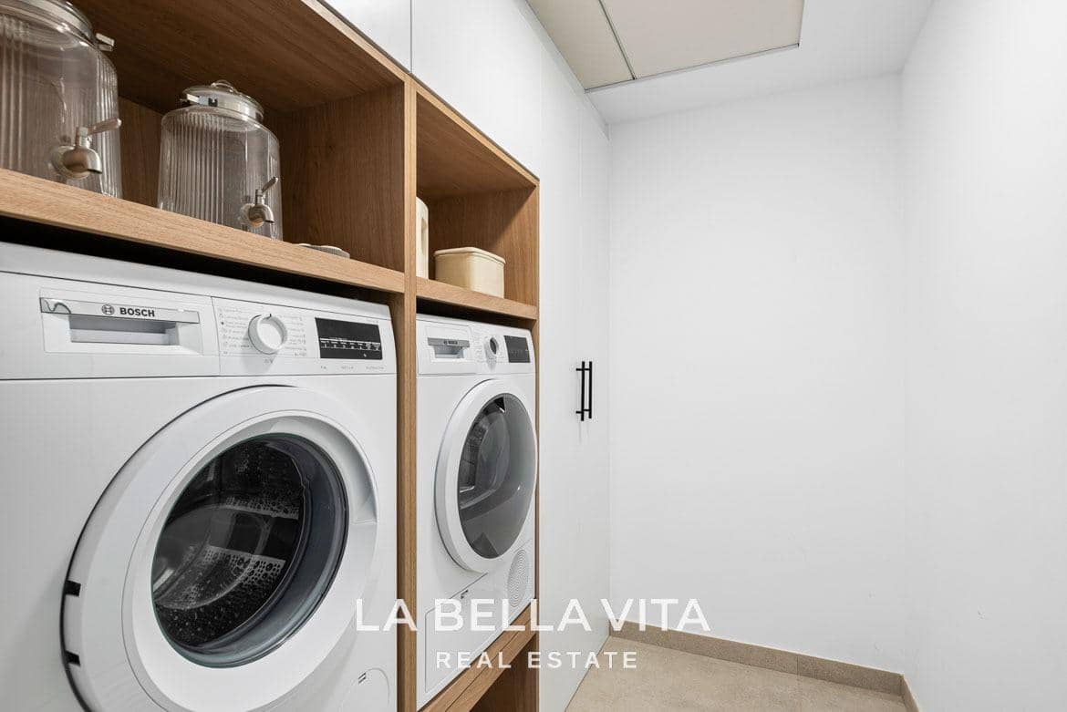 Chalet de 3 habitaciones en Polop en venta con piscina garaje - 725.000 € (Ref: 9266509)