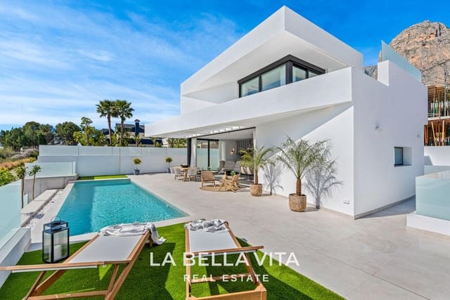 Chalet de 3 habitaciones en Polop en venta con piscina garaje - 725.000 € (Ref: 9266509)