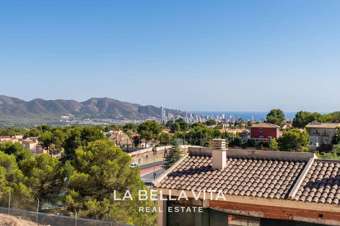 4 quarto Moradia Geminada para venda em La Nucia com piscina - 427 000 € (Ref: 9266510)