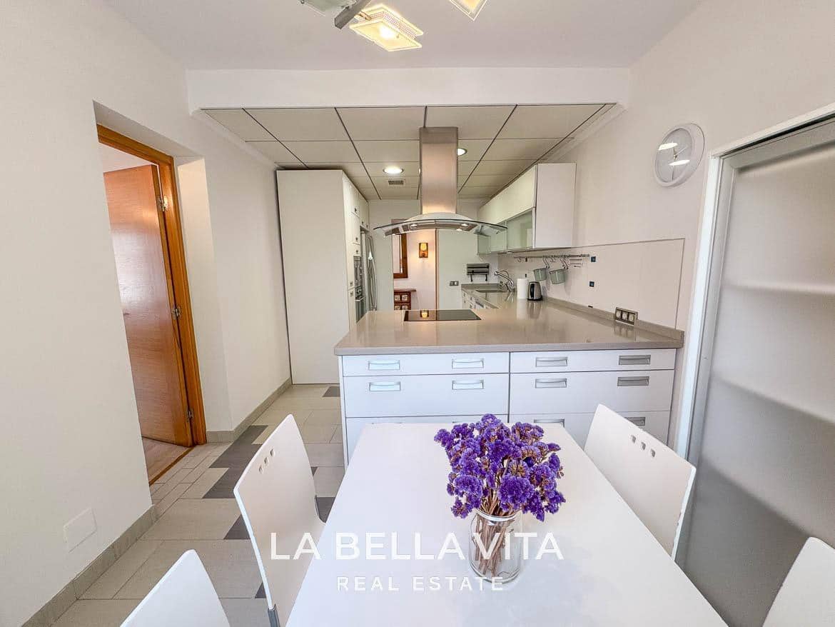 4 bedroom Villa for sale in Cabo Roig with pool - € 950,000 (Ref: 9297063)