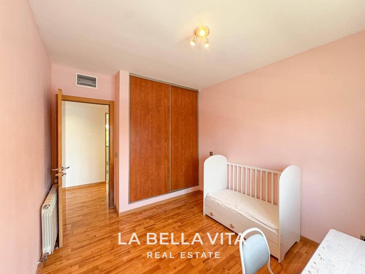 4 bedroom Villa for sale in Cabo Roig with pool - € 950,000 (Ref: 9297063)