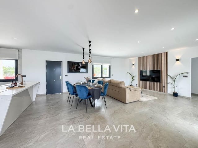 Chalet de 4 habitaciones en Rojales en venta con piscina garaje - 1.300.000 € (Ref: 9335201)