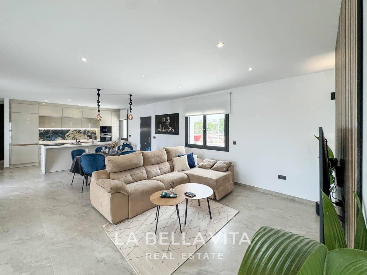 4 soverom Villa til salgs i Rojales med svømmebasseng garasje - € 1 300 000 (Ref: 9335201)