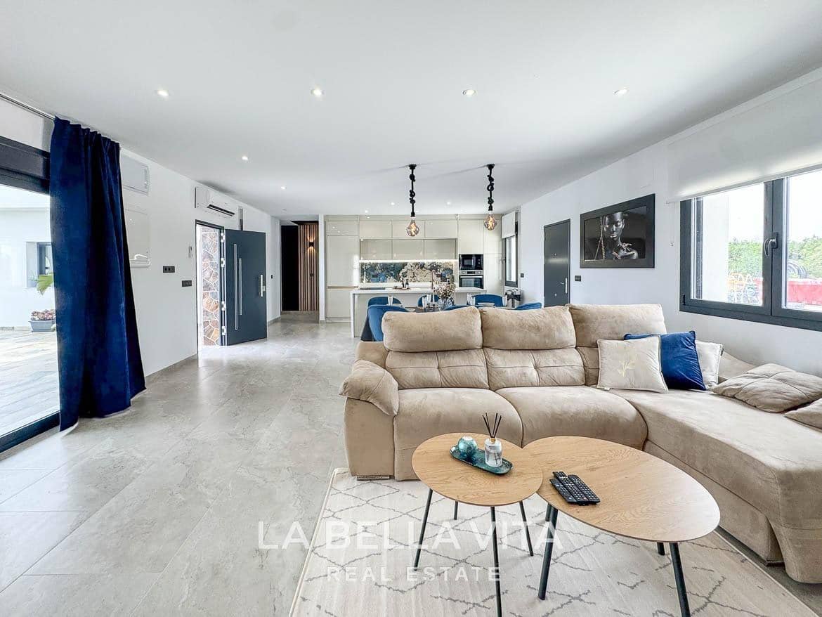 4 soverom Villa til salgs i Rojales med svømmebasseng garasje - € 1 300 000 (Ref: 9335201)