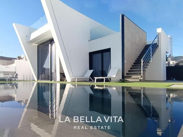 3 bedroom Villa for sale in Los Altos with pool garage - € 650,000 (Ref: 9335205)