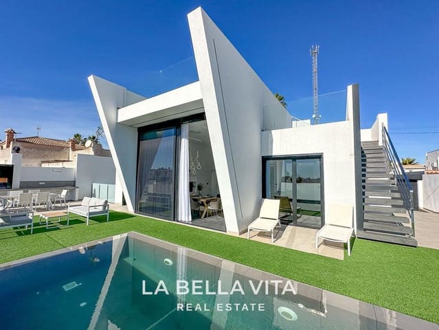 3 bedroom Villa for sale in Los Altos with pool garage - € 650,000 (Ref: 9335205)