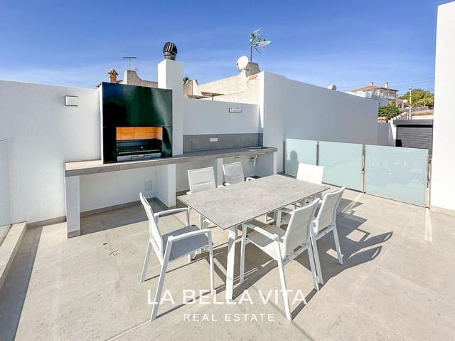 3 bedroom Villa for sale in Los Altos with pool garage - € 650,000 (Ref: 9335205)