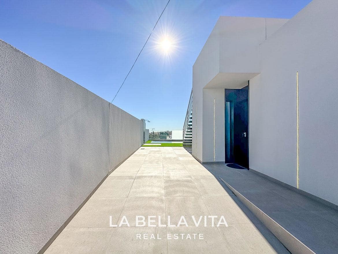 3 quarto Moradia para venda em Los Altos com piscina garagem - 650 000 € (Ref: 9335205)