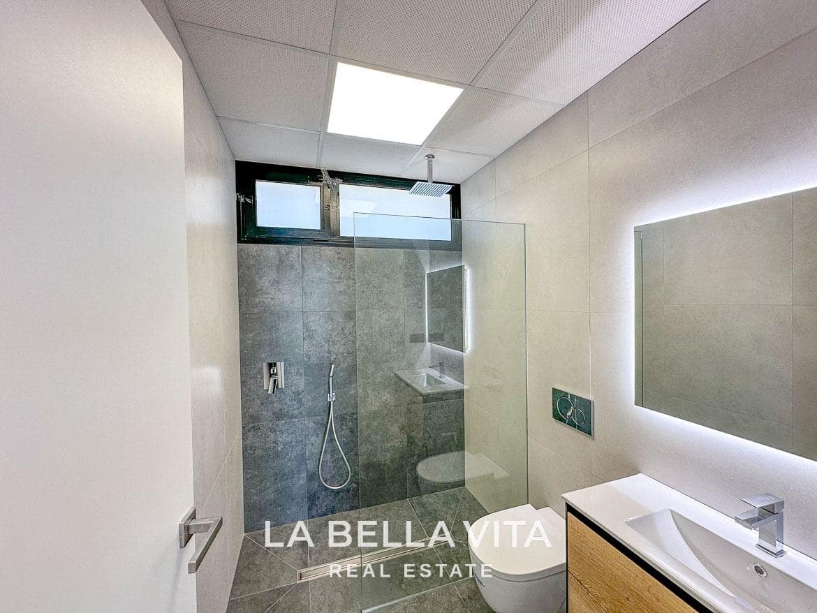 3 quarto Moradia para venda em Los Altos com piscina garagem - 650 000 € (Ref: 9335205)