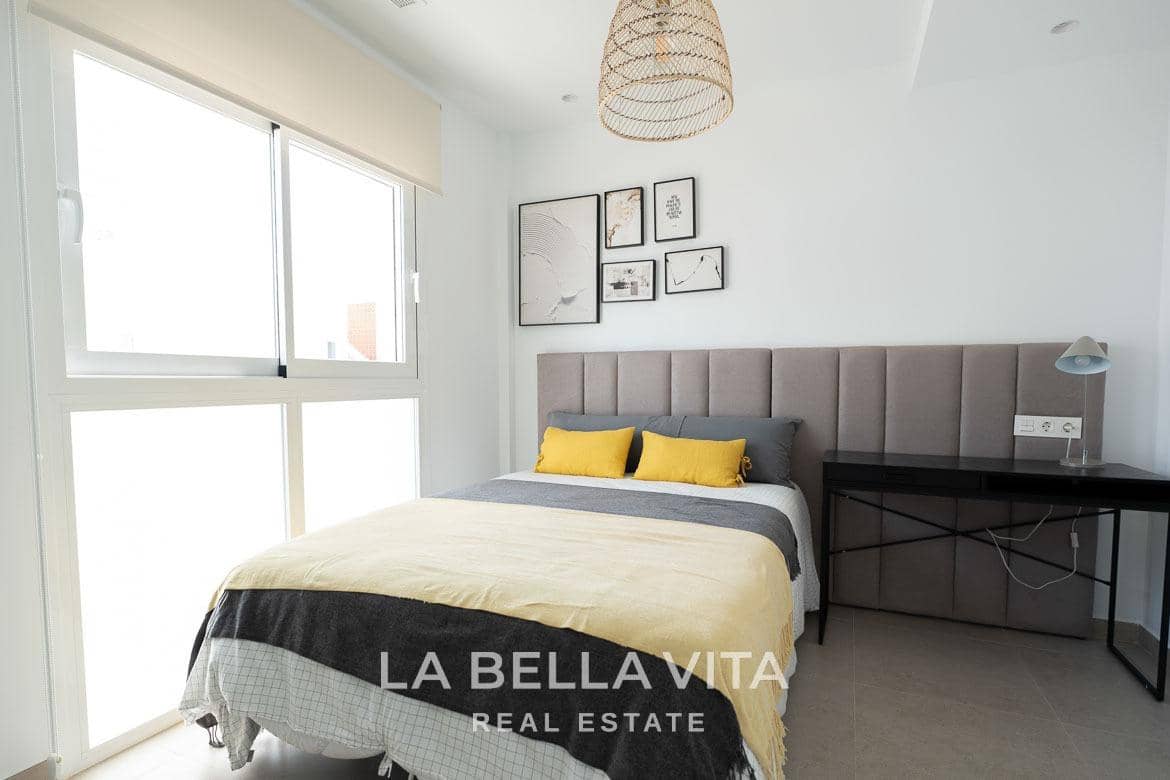 3 makuuhuone Huvila myytävänä paikassa Pilar de la Horadada mukana uima-altaan - 439 000 € (Ref: 9335210)