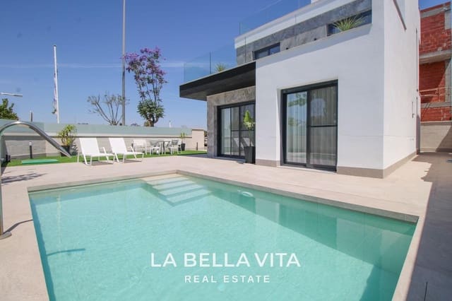 3 soveværelse Villa til salg i Pilar de la Horadada ciudad, Pilar de la Horadada med swimmingpool garage - € 725.000 (Ref: 9335211)