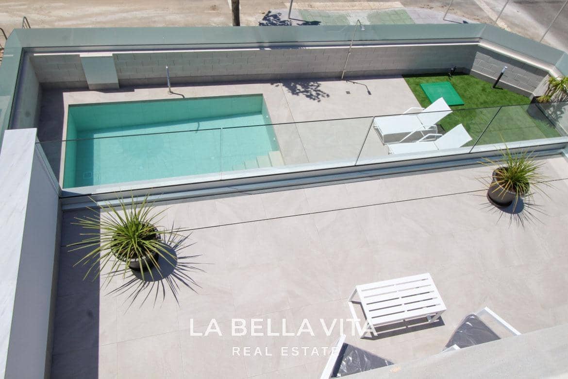 3 chambre Villa/Maison à vendre à Pilar de la Horadada avec piscine garage - 725 000 € (Ref: 9335211)