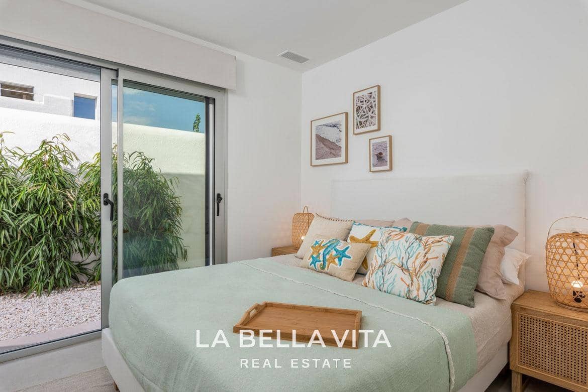 3 makuuhuone Huvila myytävänä paikassa Los Alcazares mukana uima-altaan - 499 900 € (Ref: 9335213)