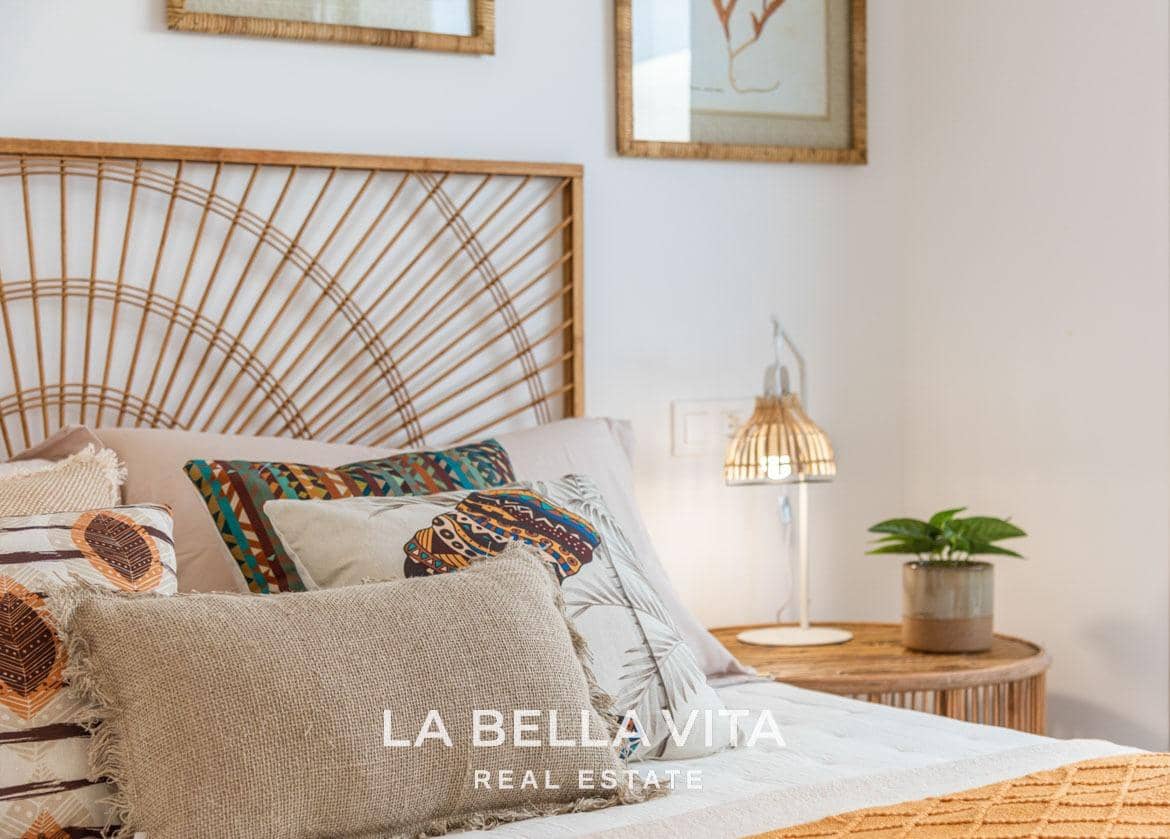 3 makuuhuone Huvila myytävänä paikassa Los Alcazares mukana uima-altaan - 499 900 € (Ref: 9335213)