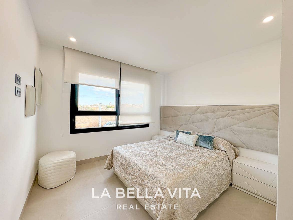 3 makuuhuone Rivitalo myytävänä paikassa Benijofar mukana uima-altaan - 449 000 € (Ref: 9335215)