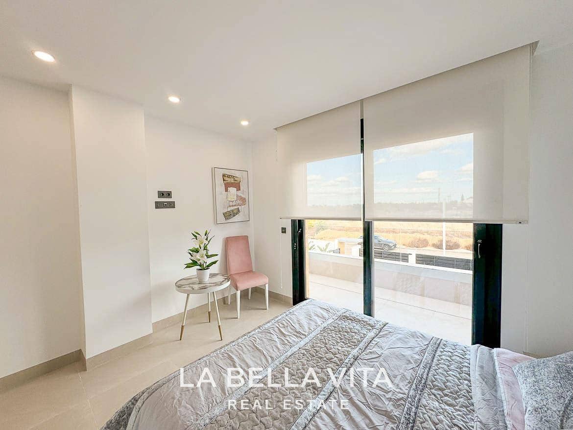 3 makuuhuone Rivitalo myytävänä paikassa Benijofar mukana uima-altaan - 449 000 € (Ref: 9335215)