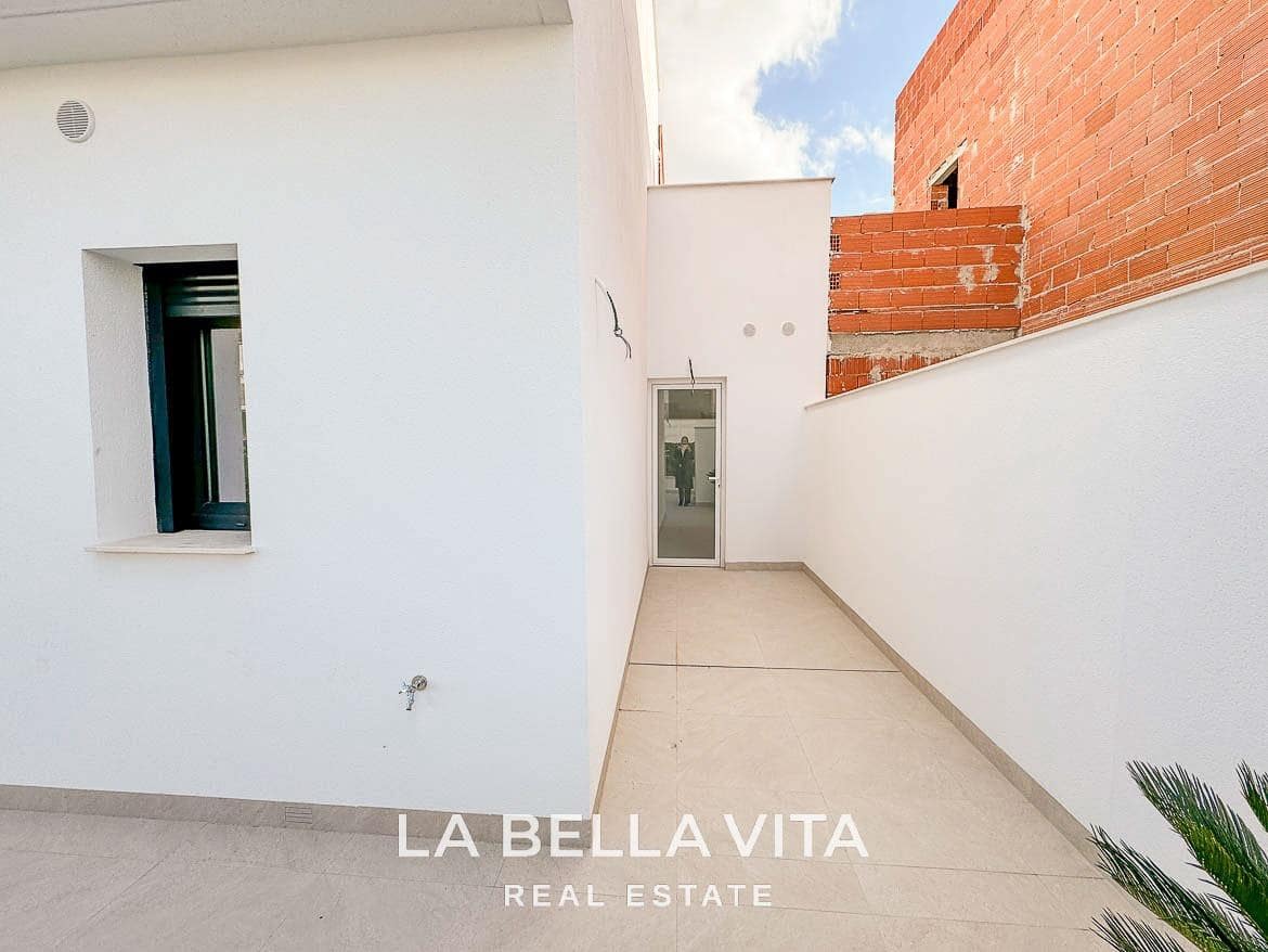 3 makuuhuone Rivitalo myytävänä paikassa Benijofar mukana uima-altaan - 449 000 € (Ref: 9335215)