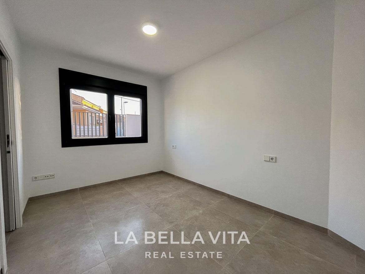 3 soveværelse Villa til salg i Los Cuarteros med swimmingpool - € 445.000 (Ref: 9335218)