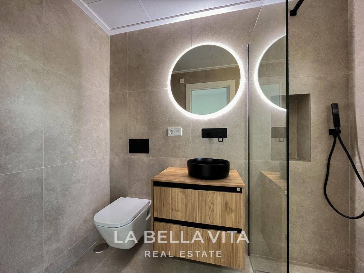 3 soveværelse Villa til salg i Los Cuarteros med swimmingpool - € 445.000 (Ref: 9335218)