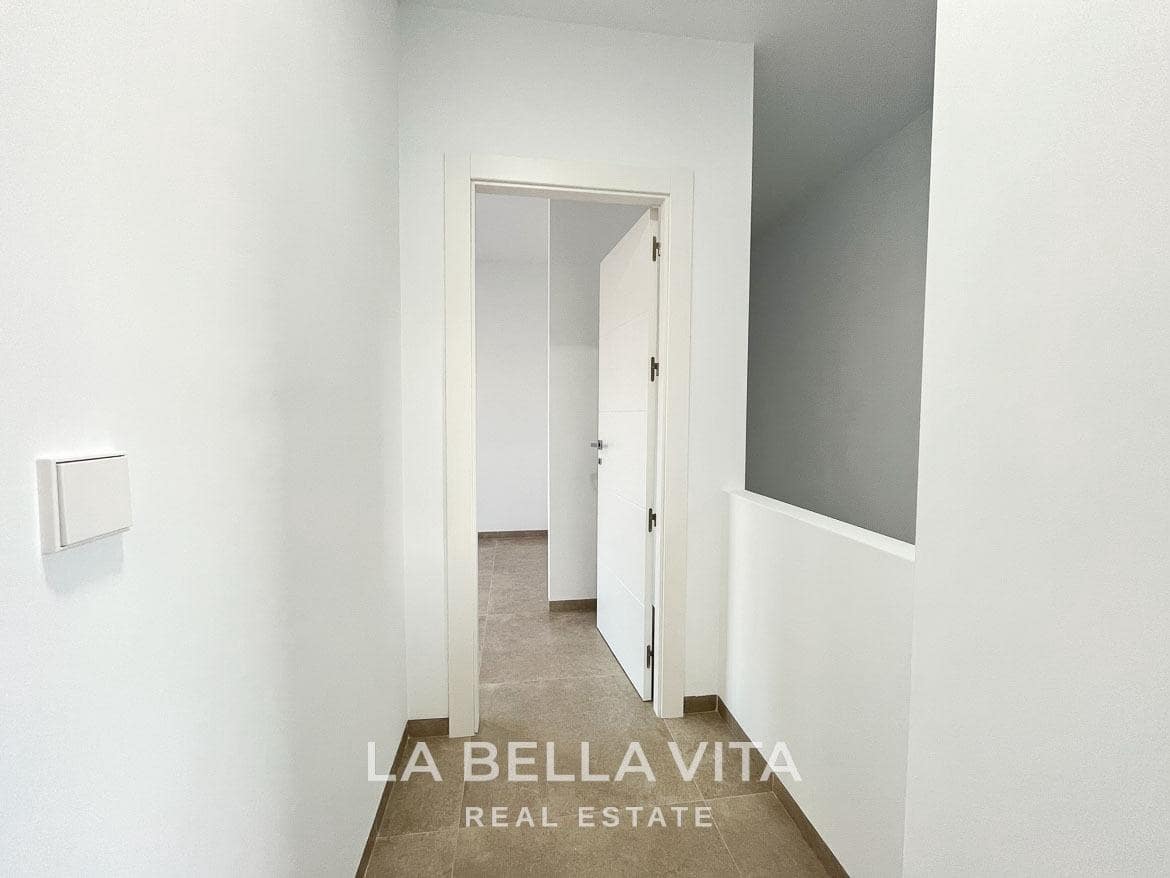 3 soveværelse Villa til salg i Los Cuarteros med swimmingpool - € 445.000 (Ref: 9335218)