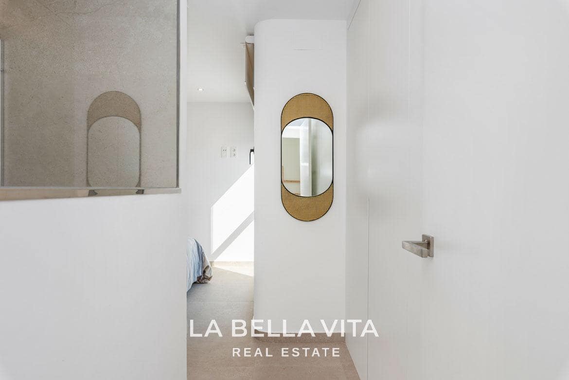 3 bedroom Villa for sale in Los Alcazares with pool - € 399,000 (Ref: 9335220)