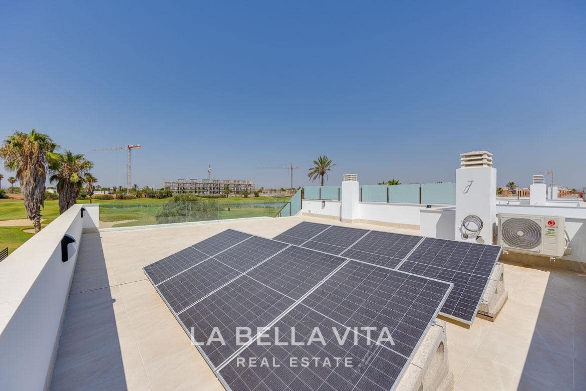 4 chambre Villa/Maison à vendre à Los Alcazares avec piscine garage - 685 000 € (Ref: 9335225)