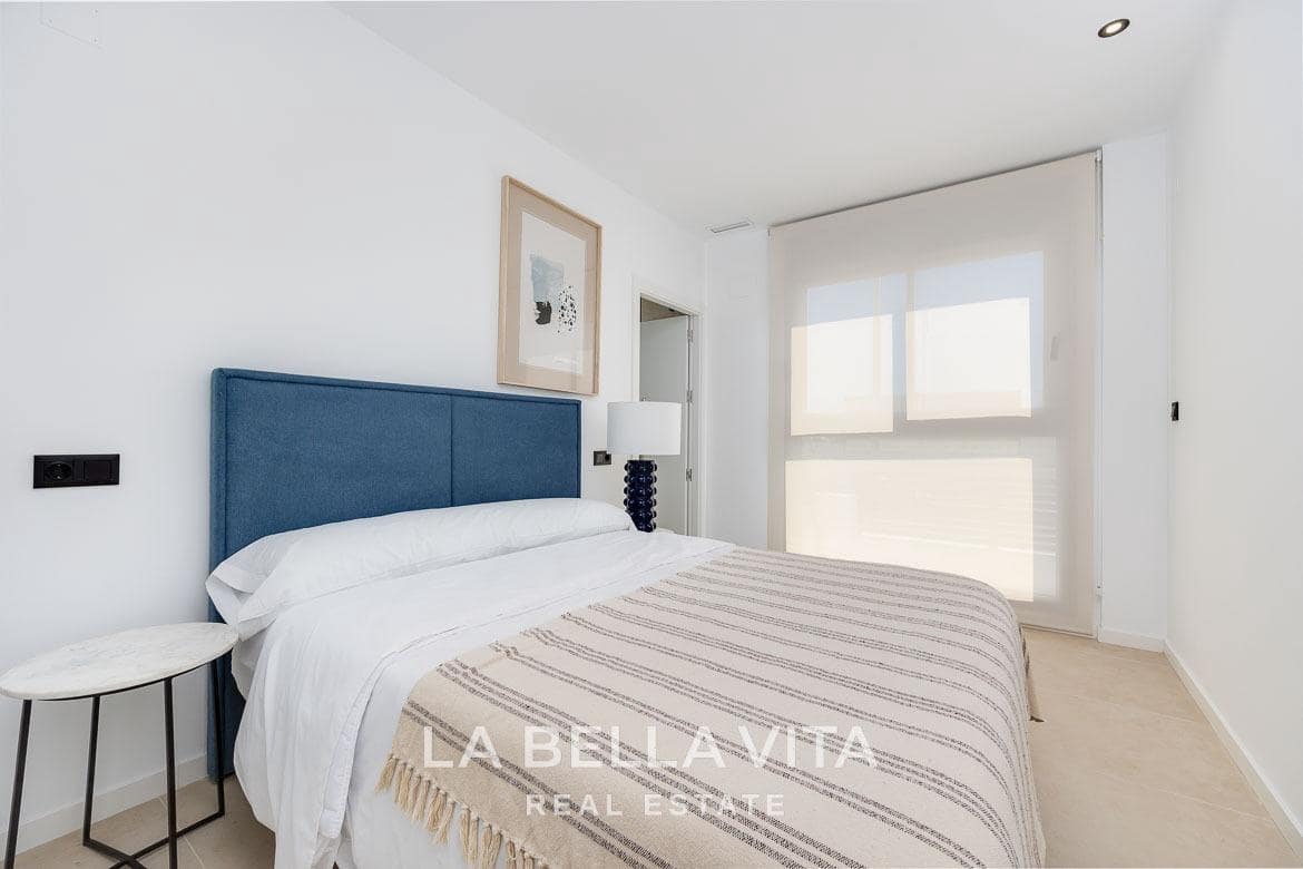 4 chambre Villa/Maison à vendre à Los Alcazares avec piscine garage - 685 000 € (Ref: 9335225)