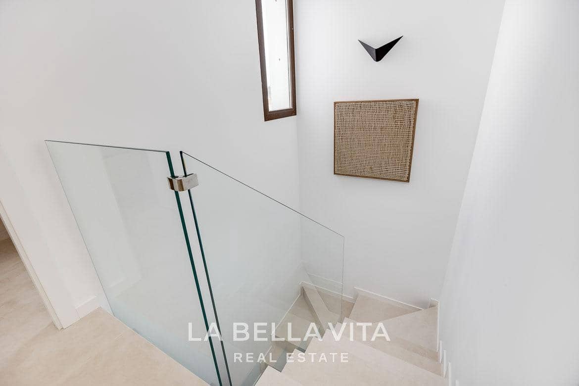 4 chambre Villa/Maison à vendre à Los Alcazares avec piscine garage - 685 000 € (Ref: 9335225)