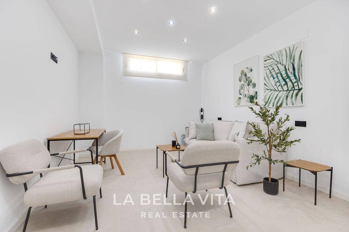 4 chambre Villa/Maison à vendre à Los Alcazares avec piscine garage - 685 000 € (Ref: 9335225)