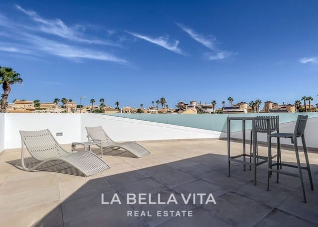 3 quarto Moradia para venda em Los Balcones - Los Altos, Orihuela com piscina - 509 000 € (Ref: 9375225)