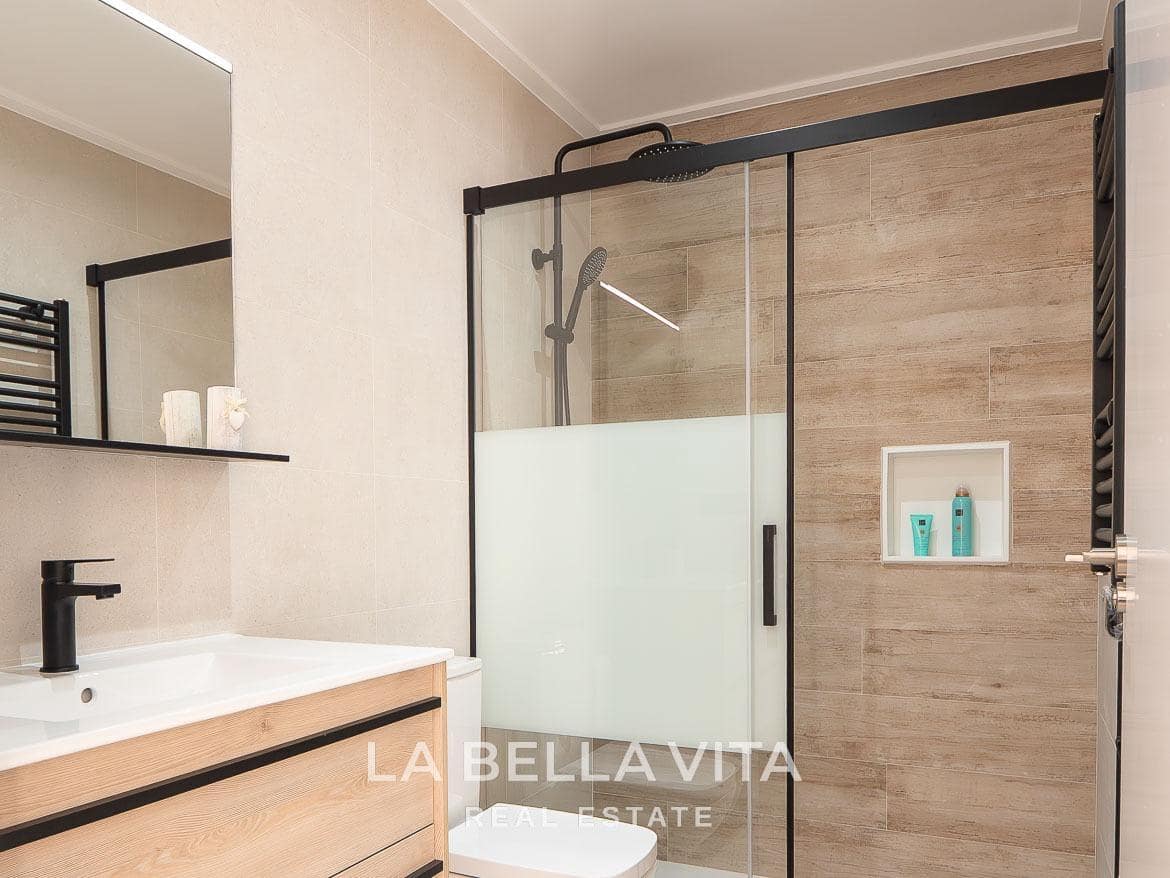 3 soveværelse Villa til salg i San Fulgencio med swimmingpool - € 392.000 (Ref: 9375228)