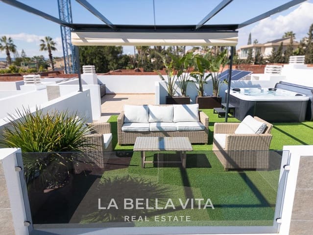 3 quarto Moradia para venda em San Fulgencio com piscina - 392 000 € (Ref: 9375228)