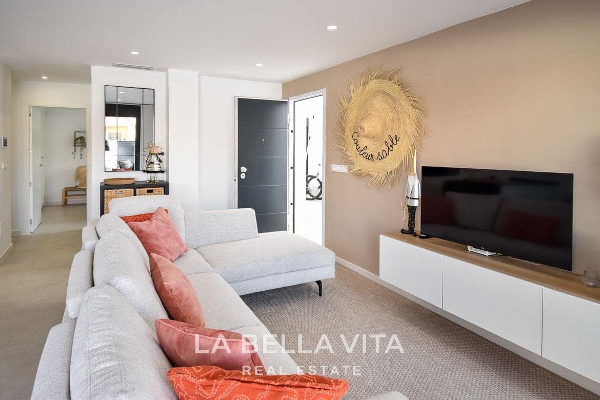 3 sypialnia Willa na sprzedaż w San Pedro del Pinatar z basenem - 439 000 € (Ref: 9375229)