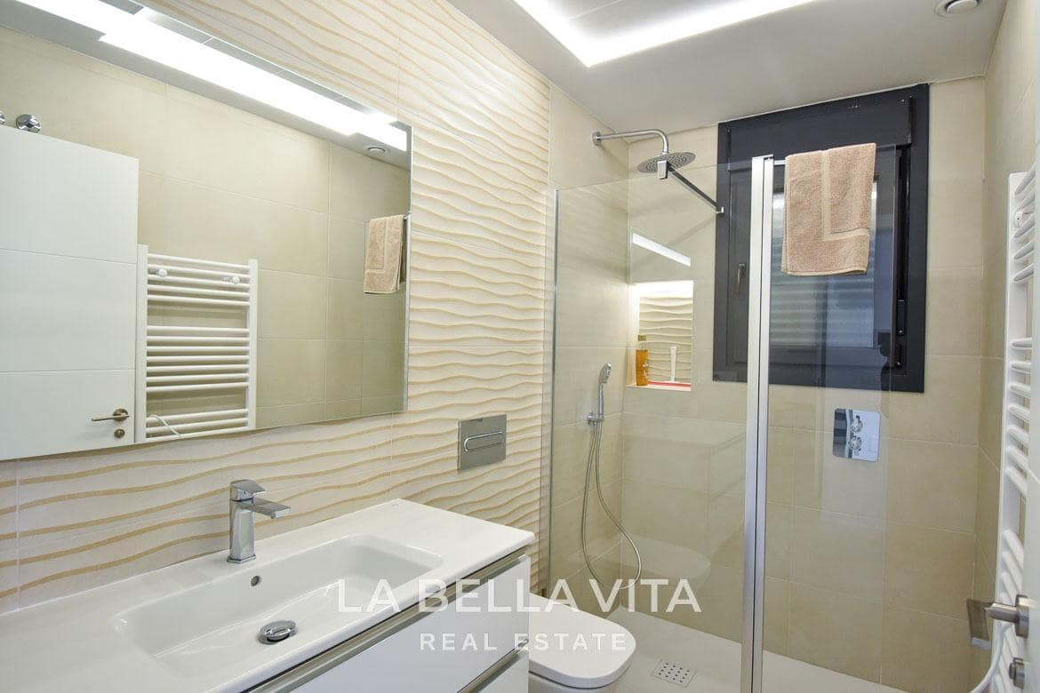 3 sypialnia Willa na sprzedaż w San Pedro del Pinatar z basenem - 439 000 € (Ref: 9375229)