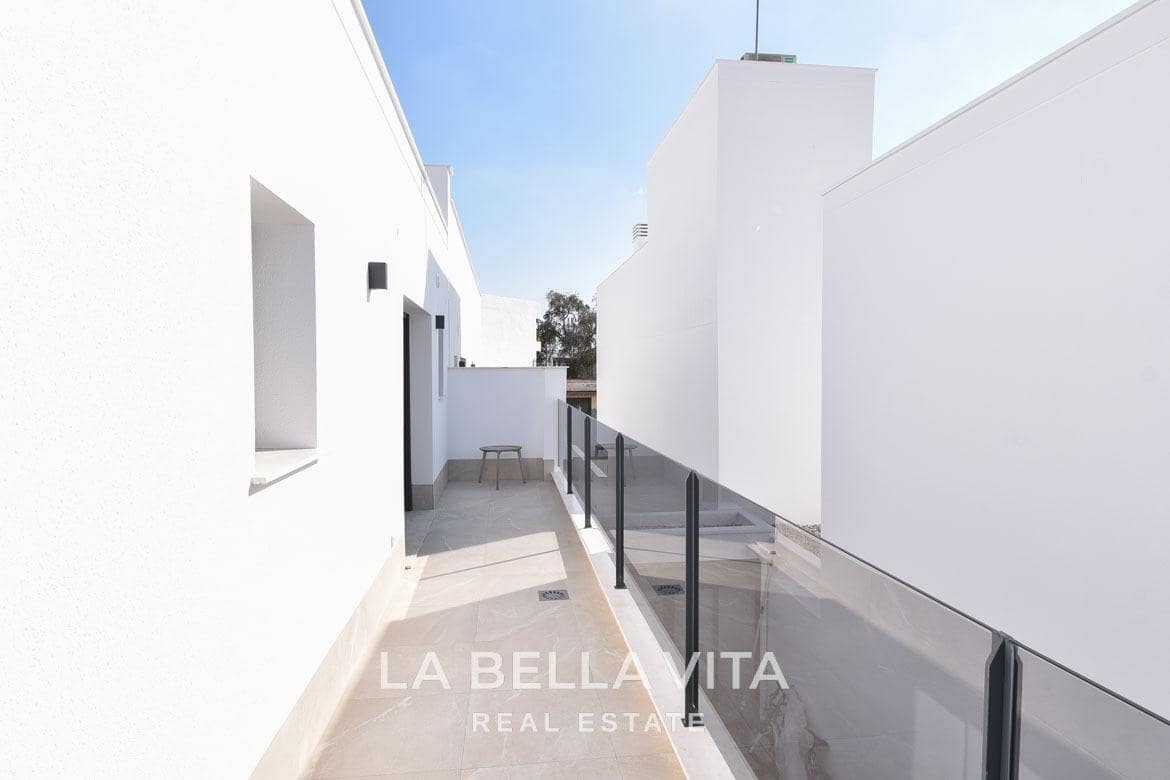 3 sypialnia Willa na sprzedaż w San Pedro del Pinatar z basenem - 439 000 € (Ref: 9375229)