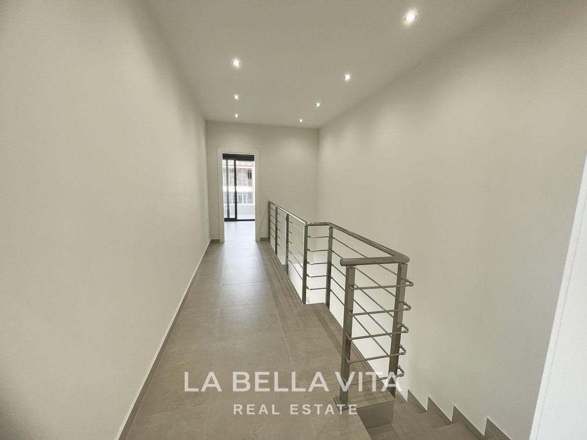 3 bedroom Villa for sale in Almoradi with pool - € 359,900 (Ref: 9375230)