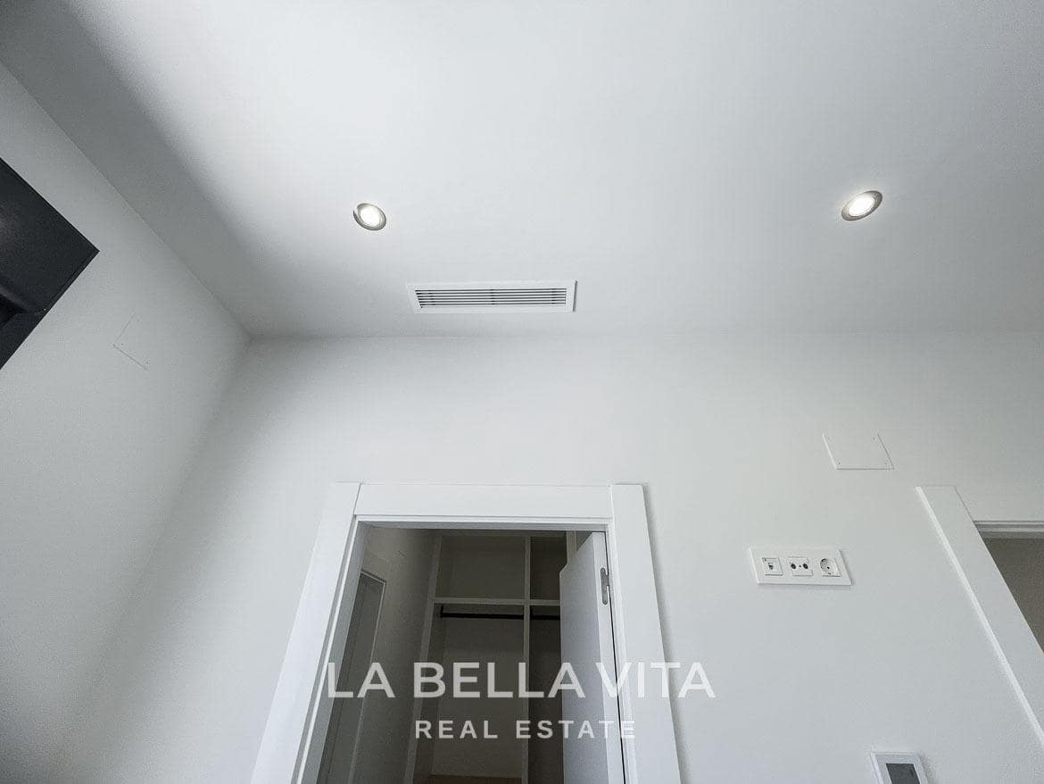 3 bedroom Villa for sale in Almoradi with pool - € 359,900 (Ref: 9375230)